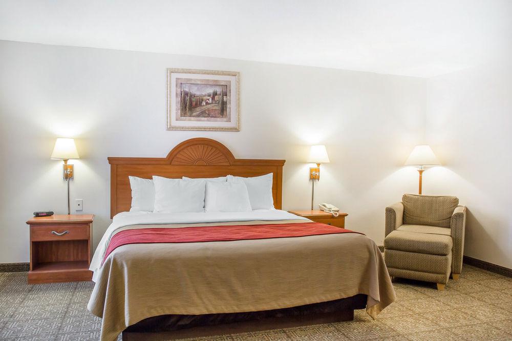Comfort Inn Limon Bagian luar foto