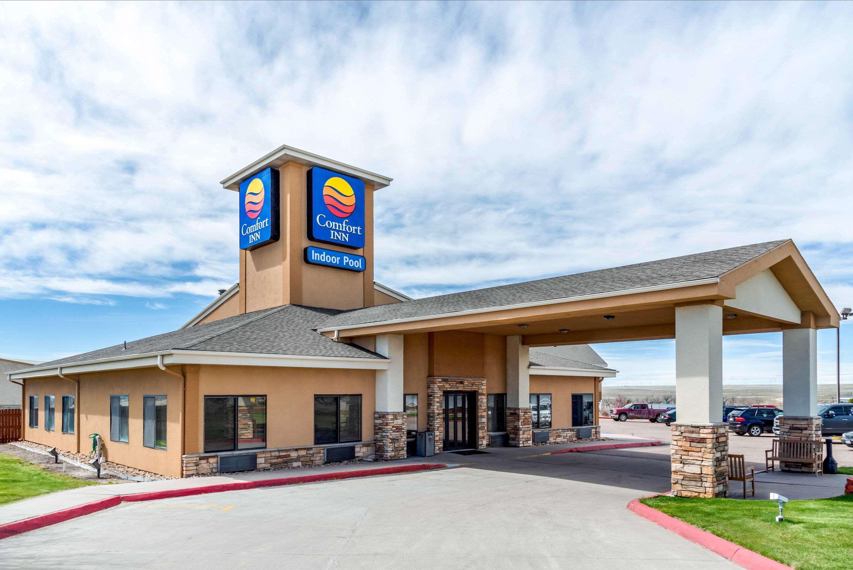 Comfort Inn Limon Bagian luar foto