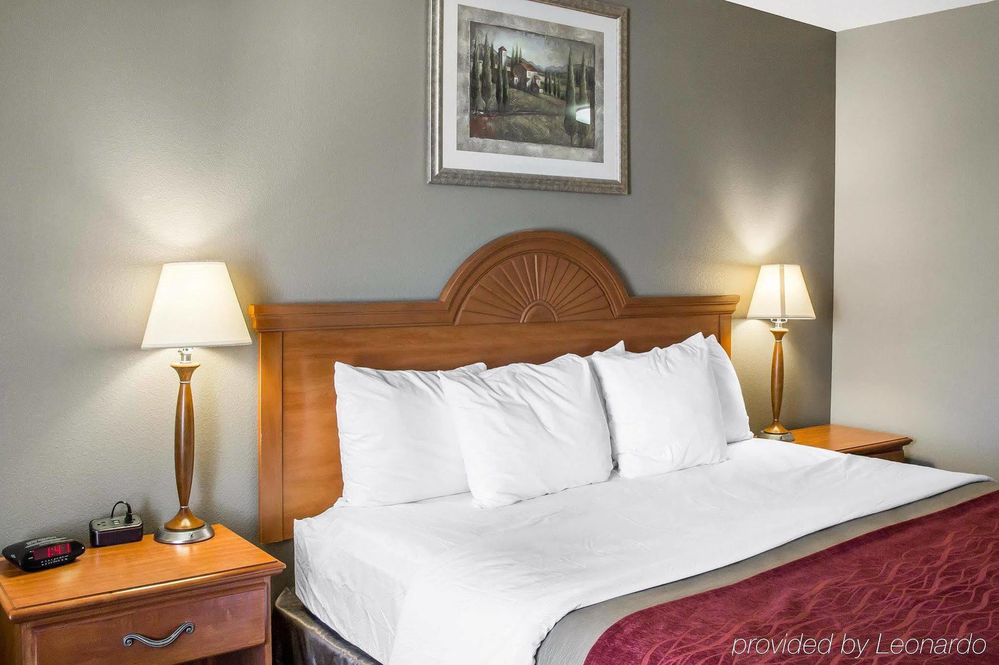 Comfort Inn Limon Bagian luar foto